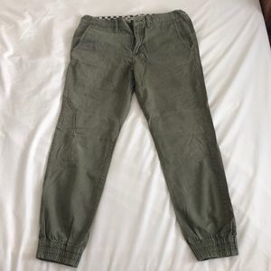 VANS Joggers size 34